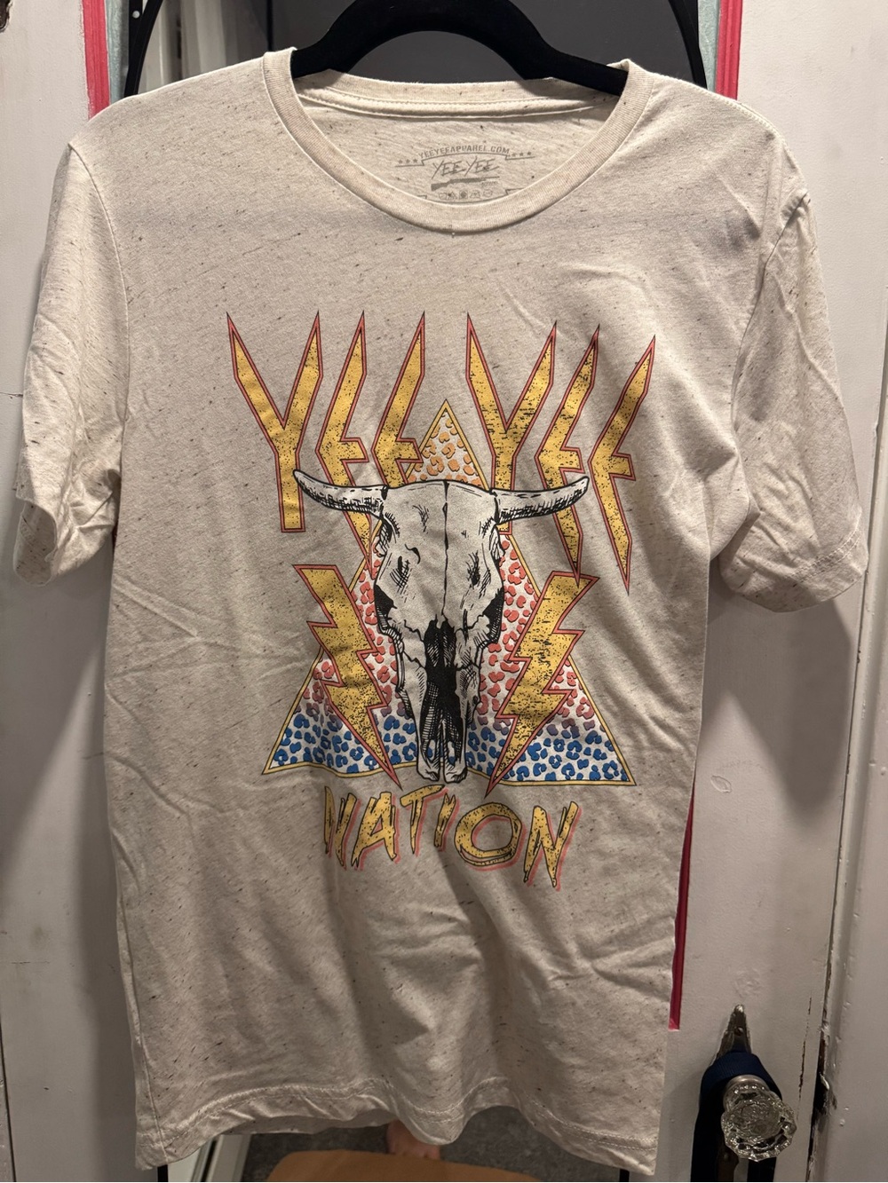 Men’s Cream Skull Graphic Crewneck Tee